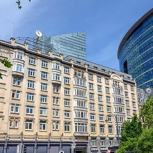 Doubletree By Hilton Brussels Отель