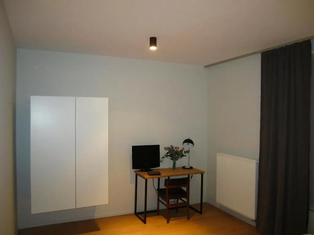 B&B A Cote Du Cinquantenaire Brüssel Frühstückspension